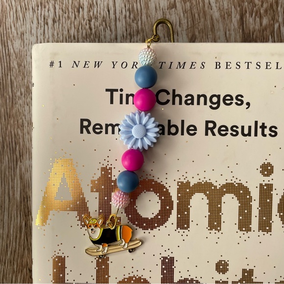 Bookmark Corgi Dog Handcrafted Artisan Beaded Metal Journal Gift Read Book - Picture 2 of 3